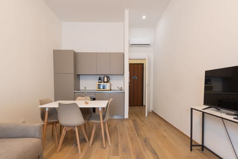 Studio | Private kitchen | Freezer