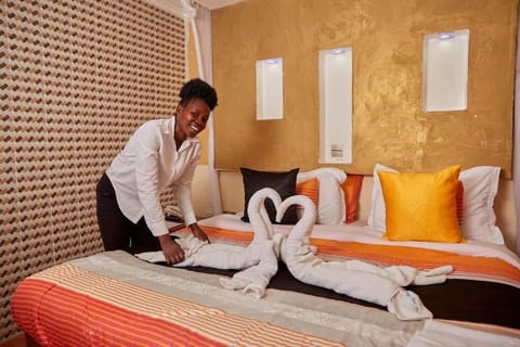 Free WiFi, bed sheets