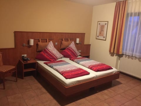 Desk, free cribs/infant beds, rollaway beds, free WiFi