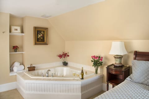 Egyptian cotton sheets, premium bedding, down comforters