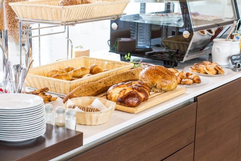 Dinner served, Regional cuisine