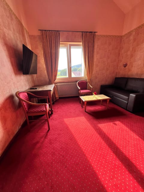 Family Quadruple Room, Mountain View | In-room safe, desk, laptop workspace