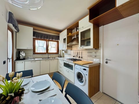 Apartment, 4 Bedrooms, City View | Private kitchen | Espresso maker, electric kettle