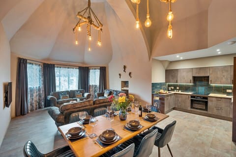House | Dining