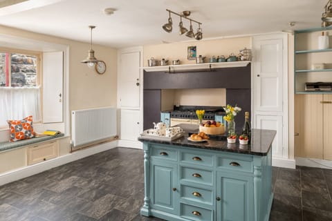 House | Private kitchen