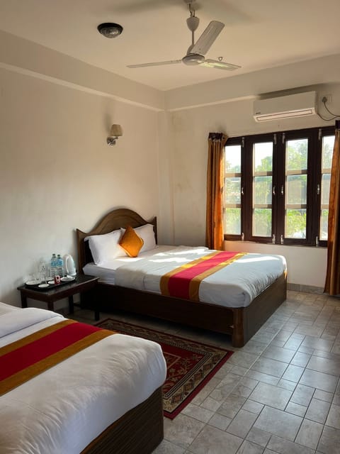 Deluxe Double or Twin Room, Balcony, Garden View | Desk, free WiFi