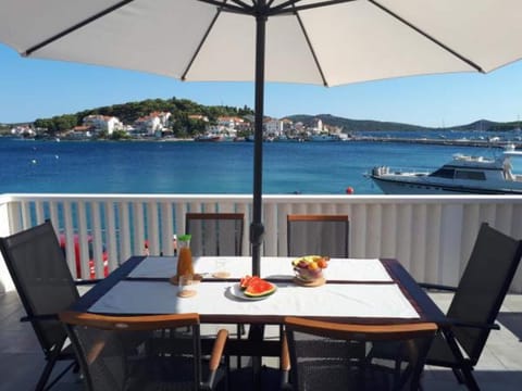 Apartment (Holiday Home Vilson) | Terrace/patio