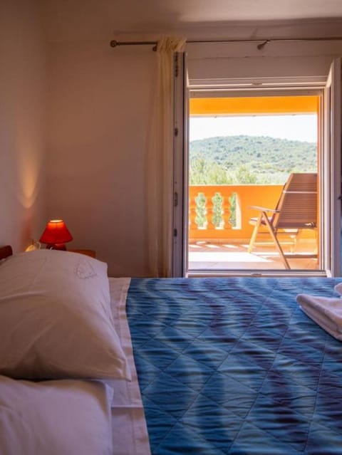 Apartment | 1 bedroom, iron/ironing board
