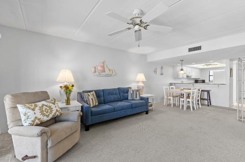 Condo, 1 King Bed with Sofa bed (Ocean Terrace Club 706) | Living area | TV