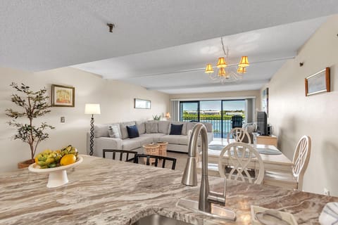 Condo, 2 Queen Beds (Sea Club #204 - Casa Intercoastal) | Living area