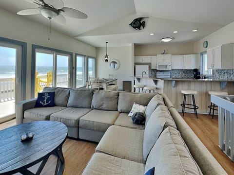 Studio (4 Bedrooms) | Property amenity