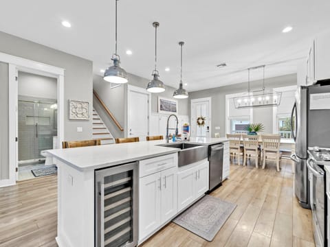 House, Multiple Beds (Grande Pointe 142- LiveSea 30A) | Private kitchen | Oven, toaster