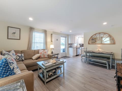 Studio (3 Bedrooms) | Property amenity