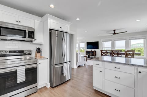 Studio (4 Bedrooms) | Property amenity