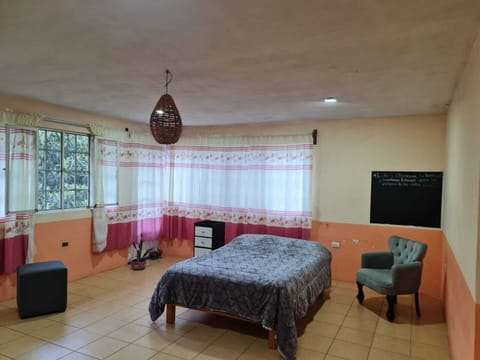 Standard Room | Desk, free WiFi, bed sheets