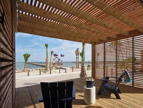 Waterfront Cabana King | Terrace/patio