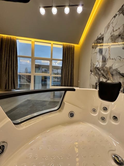 Deluxe Double Room | Premium bedding, down comforters, in-room safe, individually decorated