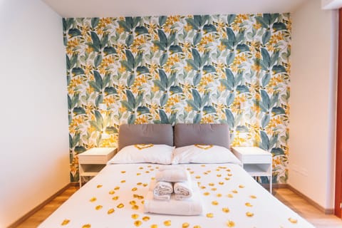 Double Room | Blackout drapes, soundproofing, free WiFi