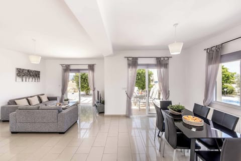 Villa (3 Bedrooms) | Interior