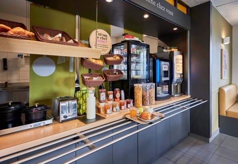 Daily buffet breakfast for a fee