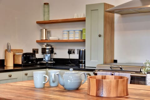 House | Private kitchen | Stovetop