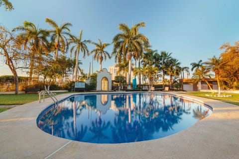 Private pool
