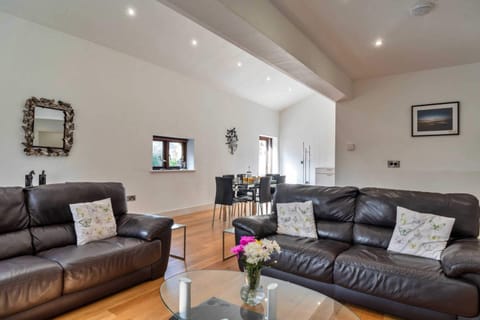 Cottage | Living room
