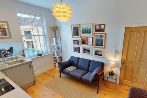 Apartment | Living room