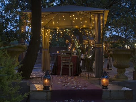Couples dining