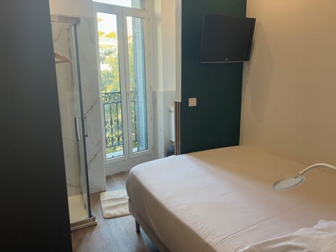Economy Double Room, Balcony, City View | Desk, free WiFi