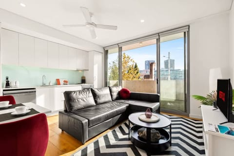 House | 1 bedroom, soundproofing