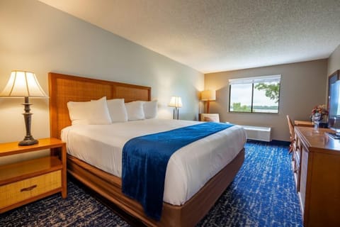 In-room safe, free WiFi