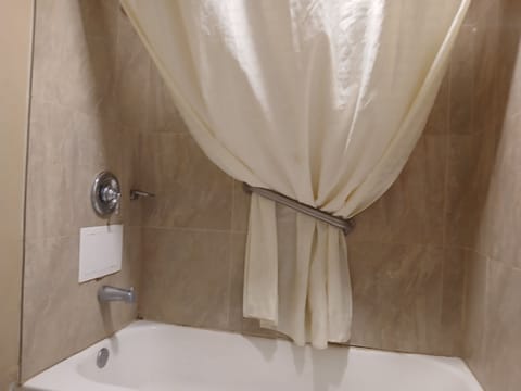 Deluxe Room, 2 Double Beds, Non Smoking | Bathroom | Free toiletries, hair dryer, towels