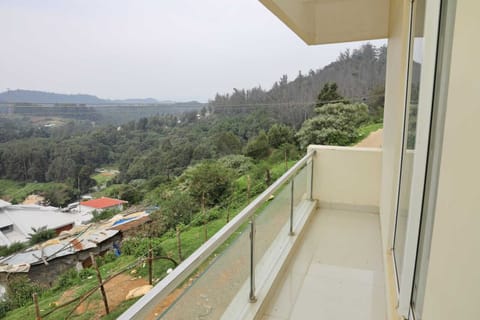 Deluxe Double Room, Balcony, Valley View | Terrace/patio
