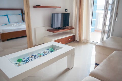 Superior Suite, Balcony, Sea View | Free WiFi