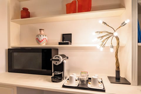 Standard Double or Twin Room | In-room safe, desk, blackout drapes, free WiFi