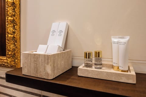 Comfort Triple Room | Bathroom | Hair dryer, slippers, towels, soap