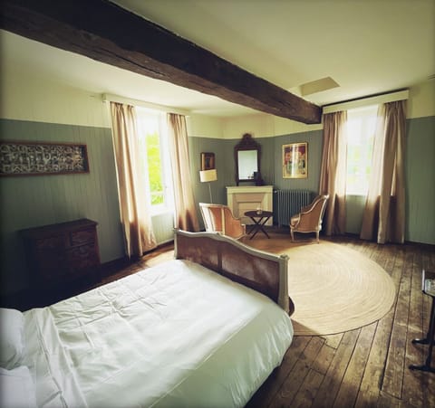 Classic Double Room | Individually decorated, free WiFi, bed sheets