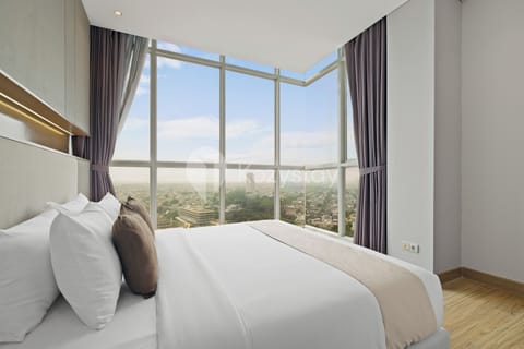 Apartment, 3 Bedrooms, City View | 3 bedrooms, laptop workspace, iron/ironing board, free WiFi