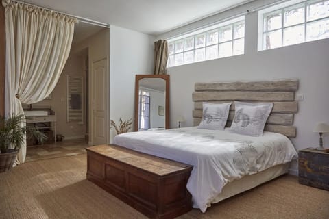 Family Room, Patio, Pool View | Free WiFi