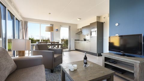 House (6C2-Sluis) | Living room | TV