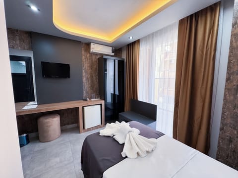 Standard Single Room, Balcony, City View | Free WiFi