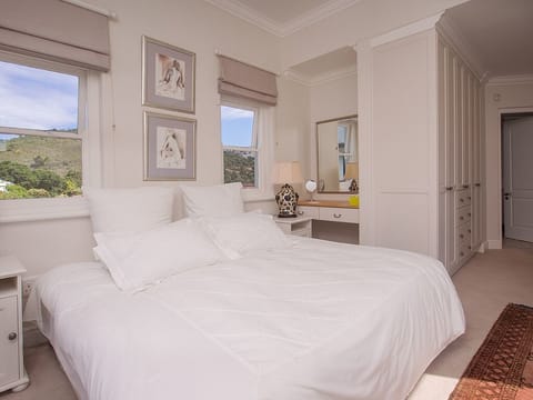 Egyptian cotton sheets, premium bedding, down comforters, in-room safe