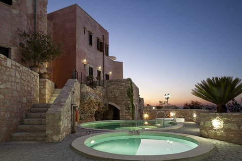 Seasonal outdoor pool, pool umbrellas, sun loungers