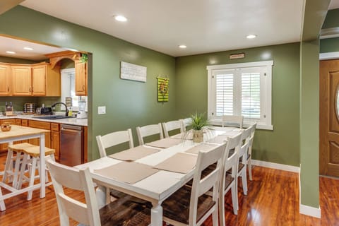 House (Multiple Bedrooms) | Interior