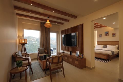 Premium Room, 2 Bedrooms | Desk, free WiFi, bed sheets