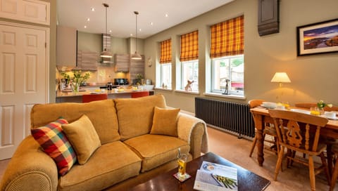 Apartment | Living area