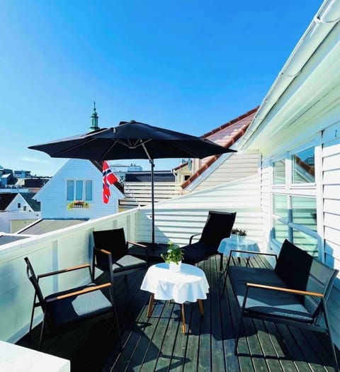 Sundeck