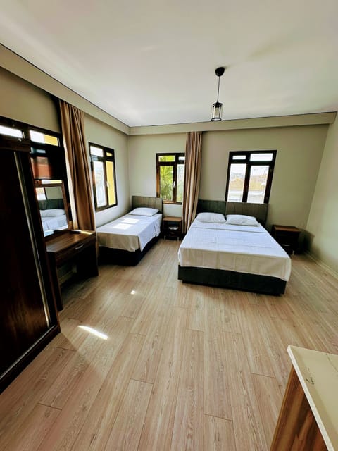 Family Quadruple Room, Balcony, City View | Free WiFi