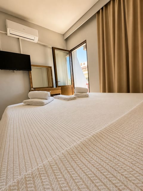 Standard Double or Twin Room, City View | Free WiFi